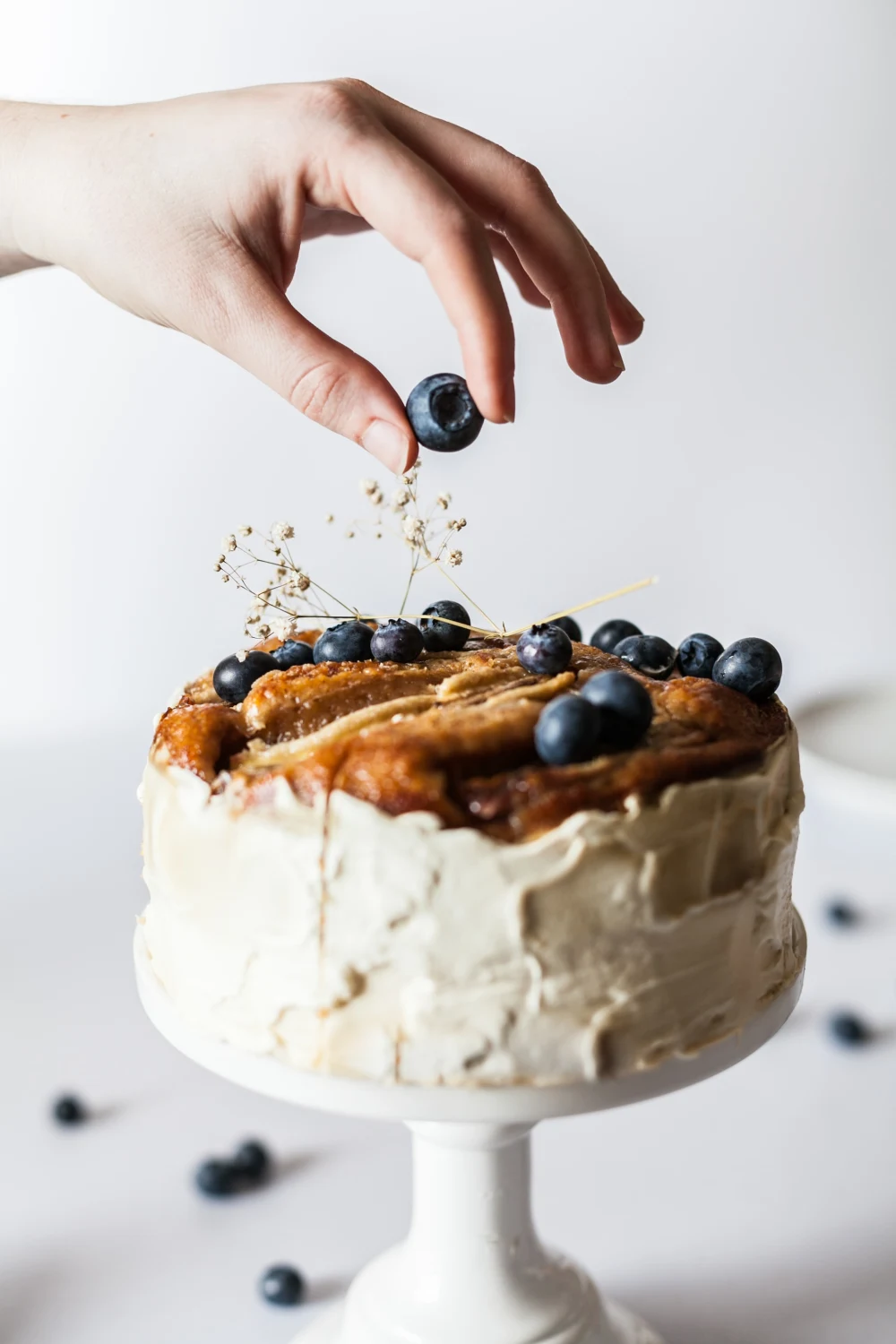 Gluten-Free Almond Cake with Berries